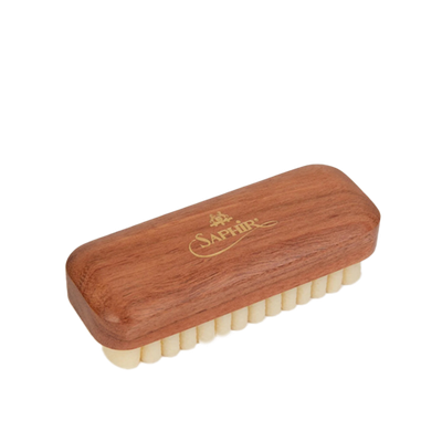 Crepe Brush from Saphir Medaille D'Or