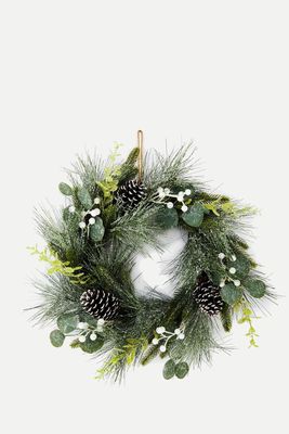 Pine And Berry Christmas Wreath