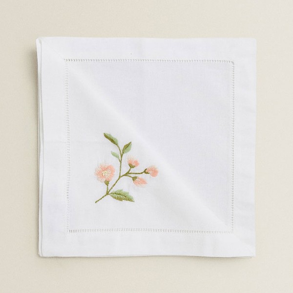 Embroidered Floral Print Napkins