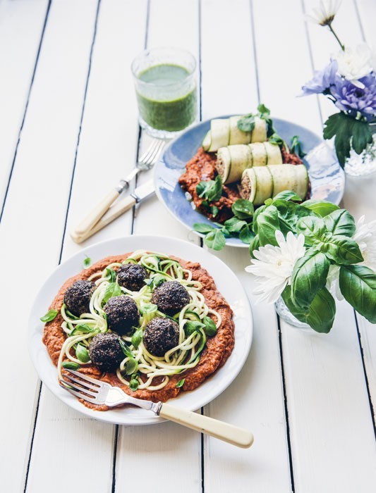 Courgette Spaghetti With Nutballs