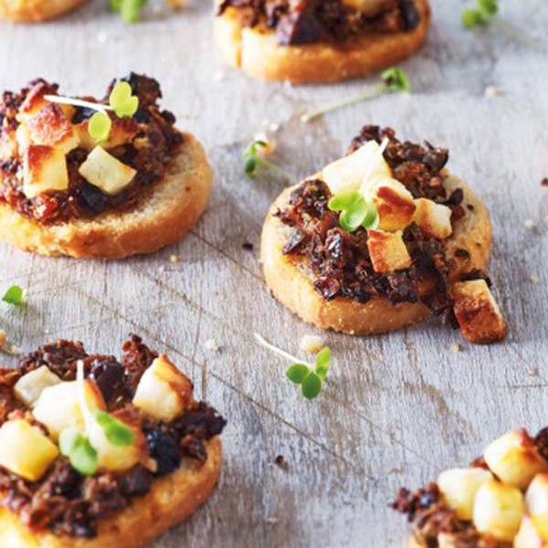 Halloumi & Tapenade Bruschettine from Cook