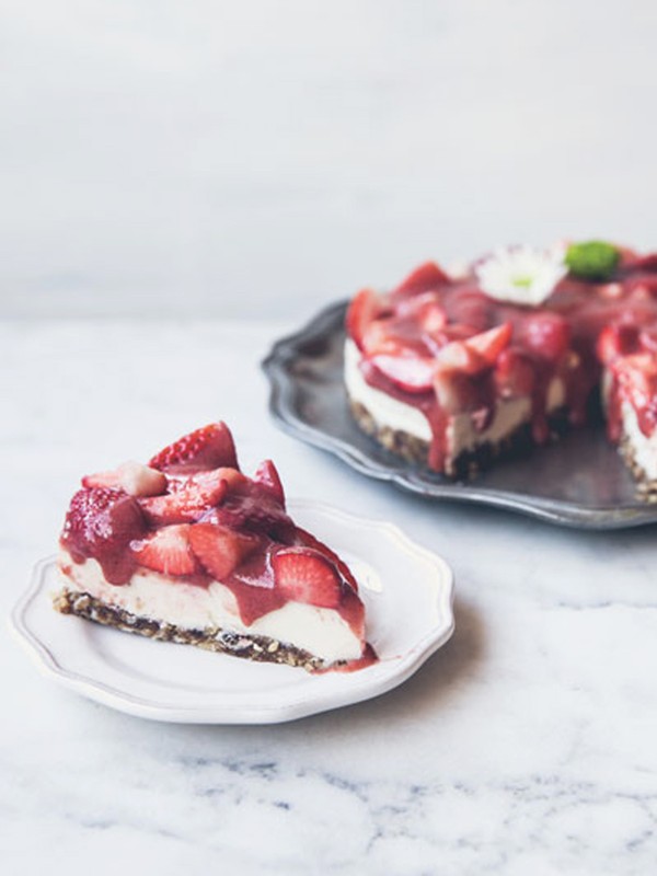 No-Bake Strawberry Cheesecake