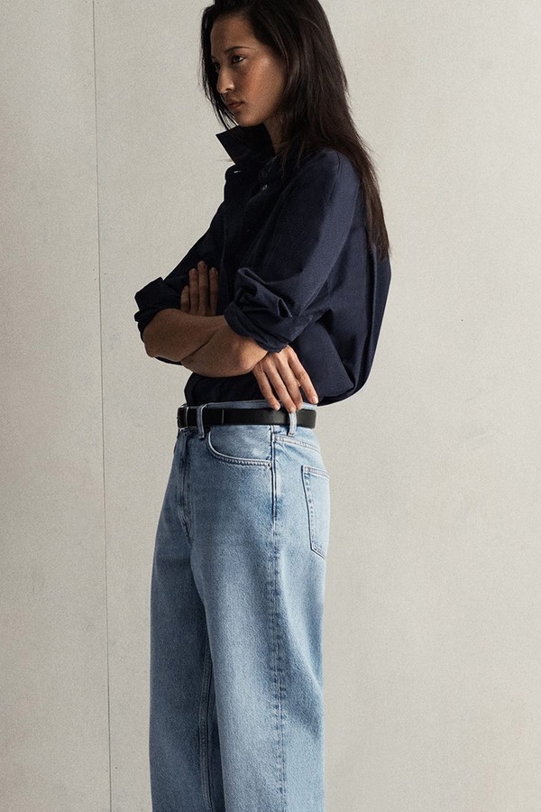 Arch Tapered Jeans