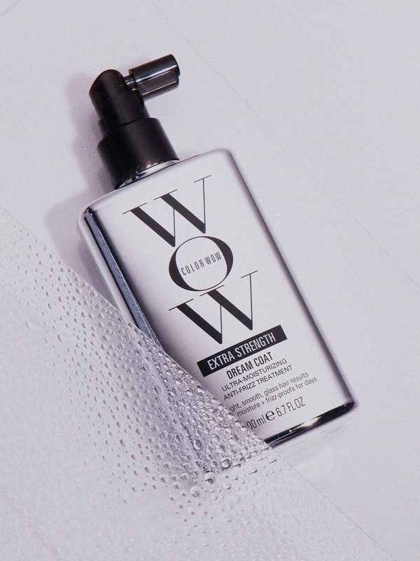 I Tried Color Wow's Viral Dream Coat Spray and It Gave Me Glassy, Liquid  Hair