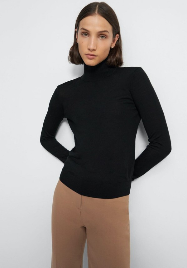 Turtleneck Sweater in Regal Wool