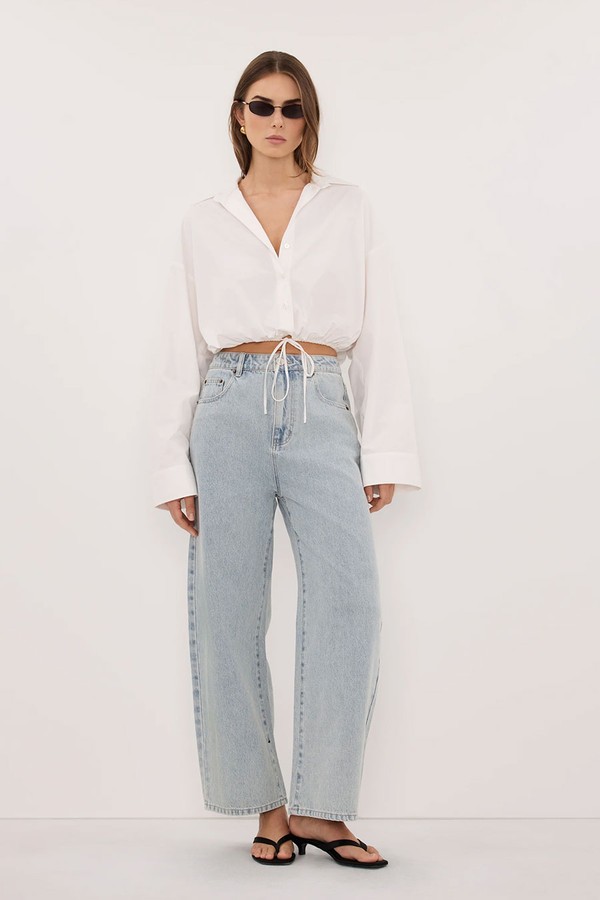 Frank Light Rinse Relaxed Jeans from DISSH