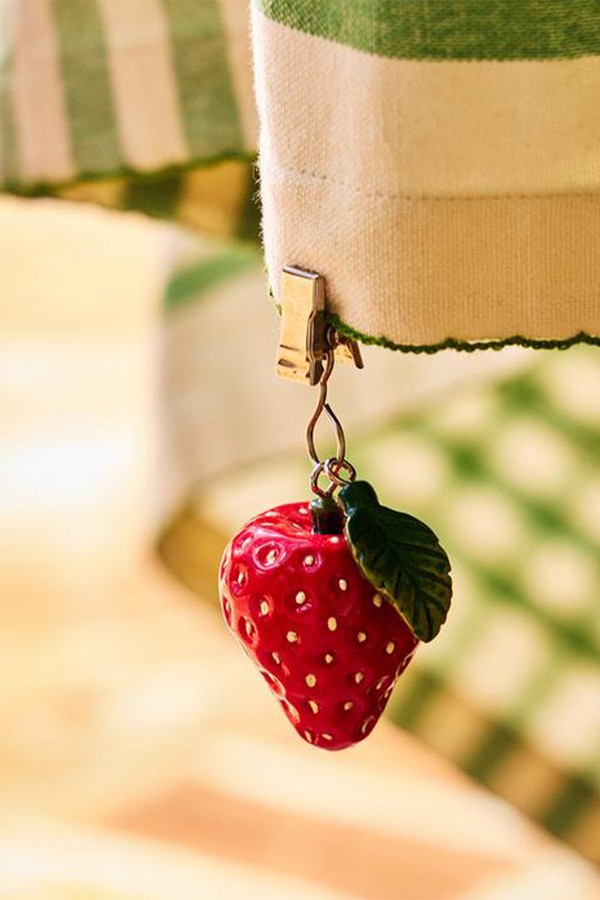 Pack Of Fruit-Shaped Tablecloth Pegs from Zara Home