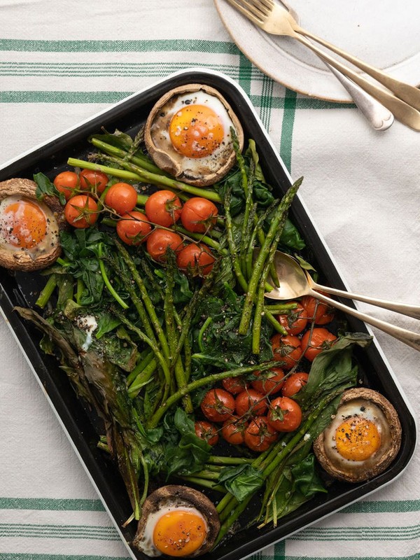Melissa Hemsley's Stuffed Mushrooms With Asparagus & Tomatoes