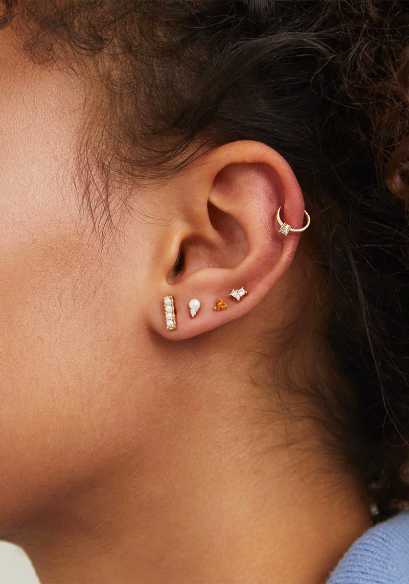 Diamond Pearl Studs