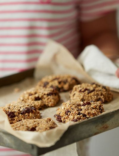 Deliciously Ella’s Orange & Cardamom Cookies 