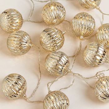 Light Up Bauble Garland