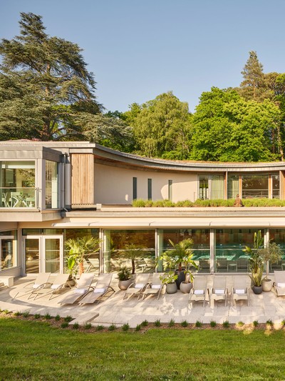 The Luxe New Hotel Spa Just 45 Minutes From London