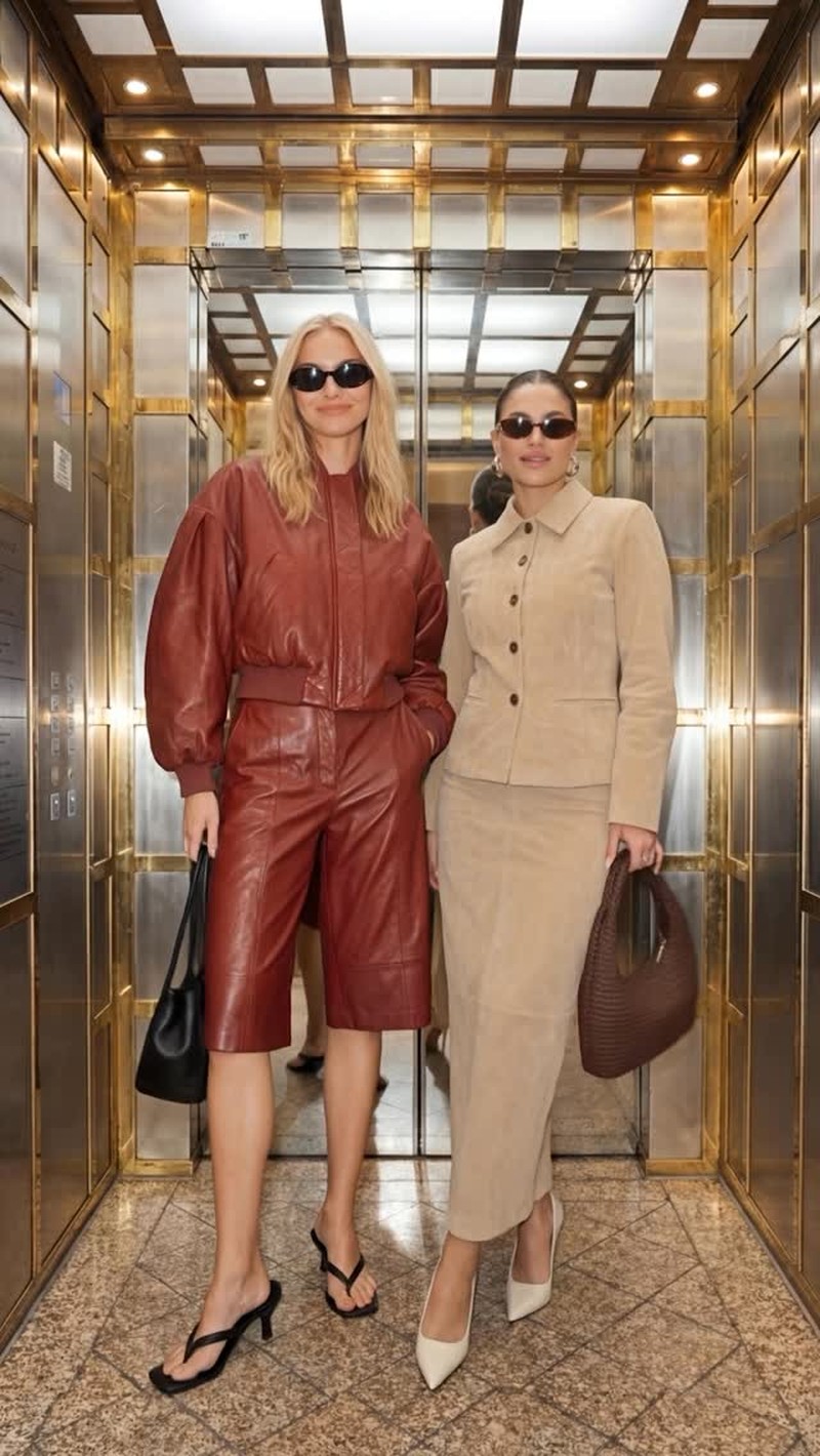 When you match each other’s vibe…

Brooke’s look:

Set @zara 
Heels @hm
Bag @nakdfashion 
Glasses @massimodutti

Gigi’s look:

Set @nakdfashion
Bag @mango
Shoes @aldo_shoes
Glasses @meller

These images were generated using AI tools.