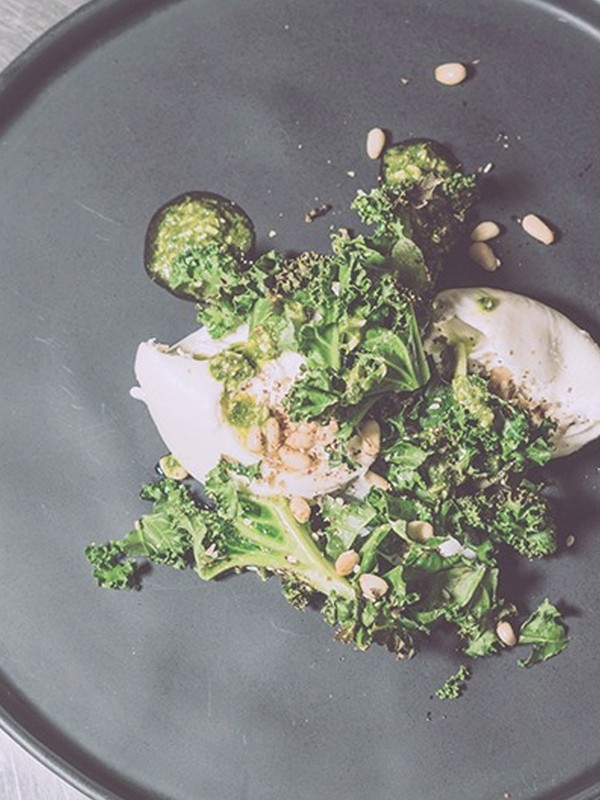 Burrata with Pesto, Za’atar Roasted Kale & Pine Nuts 