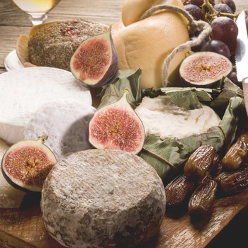 How To Create The Perfect Cheeseboard