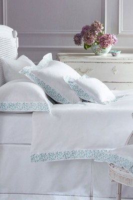 Soft Green Fleur Linen Set from Cologne & Cotton