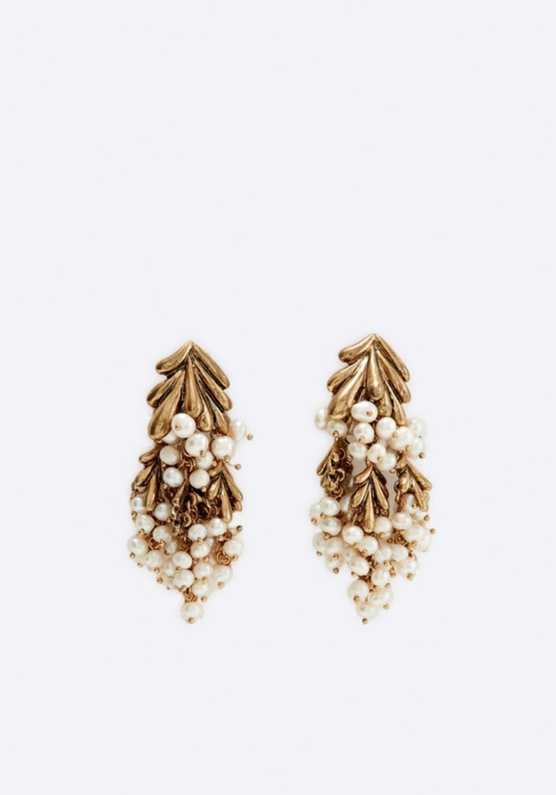 Faux Small Pearl Cluster Earrings from Uterque