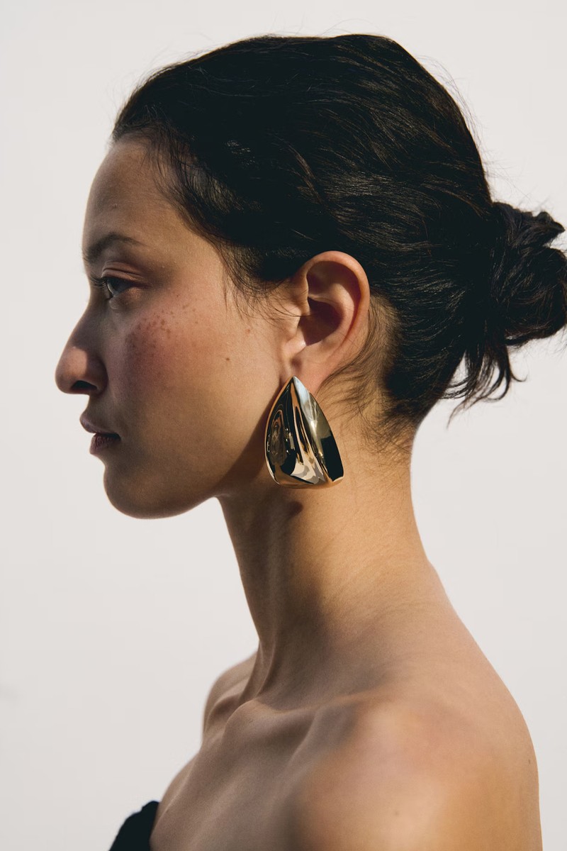 Drop-Shaped Earrings