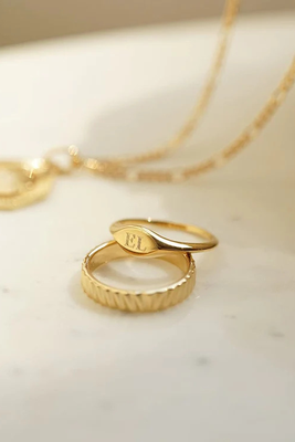 Estée Lalonde Mini Signet Ring from Daisy Jewellery
