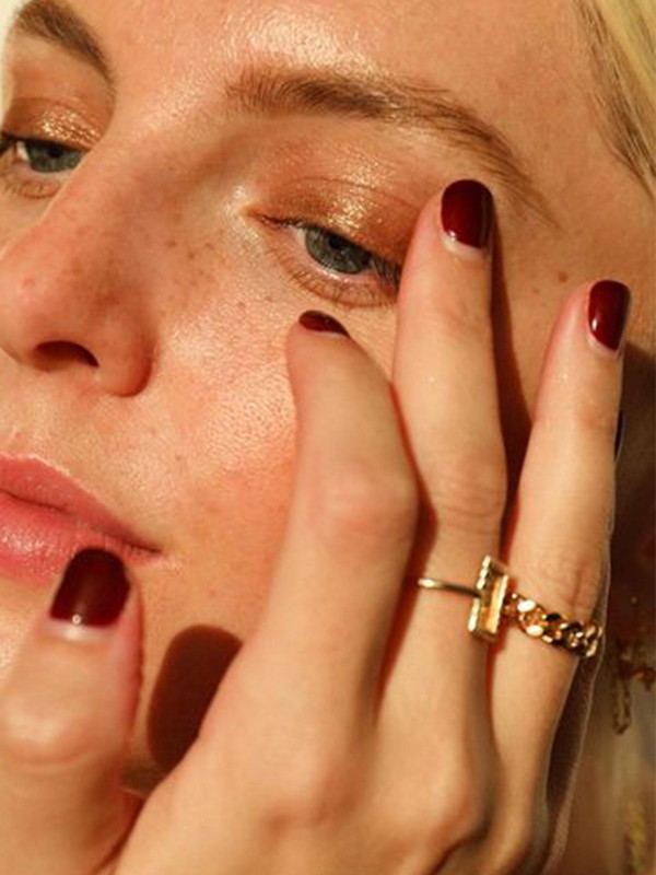 Beauty Lessons With Influencer & Creative Director Estée Lalonde 