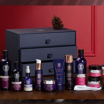 The Organic Christmas Gift Box For Beauty Lovers