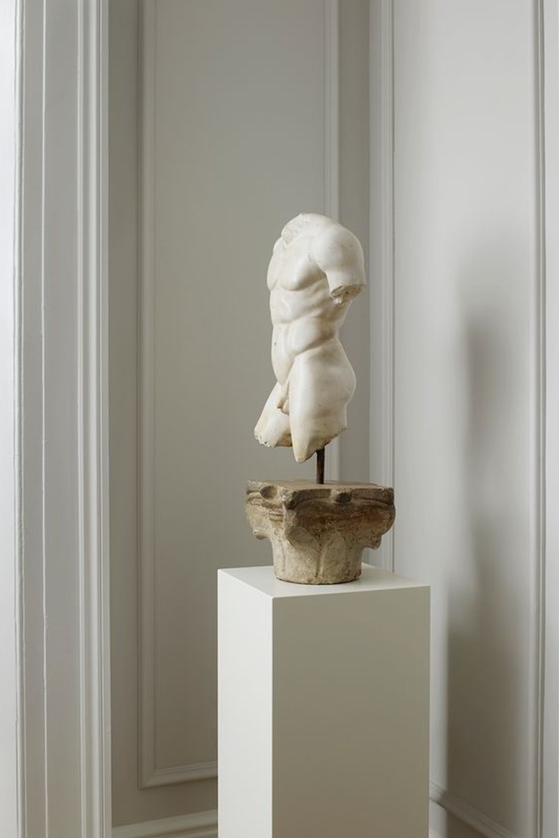 Trend Watch: What Is A Plinth? | SheerLuxe