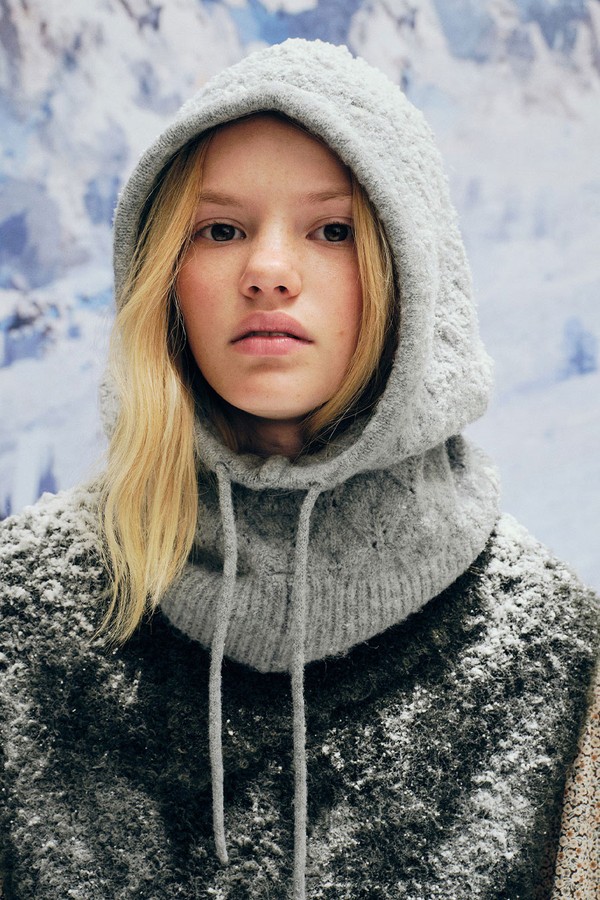 Knitted Balaclava from Mango