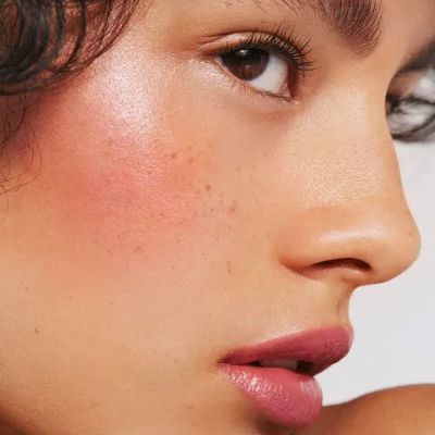 8 Ways To Get More From Your Blusher