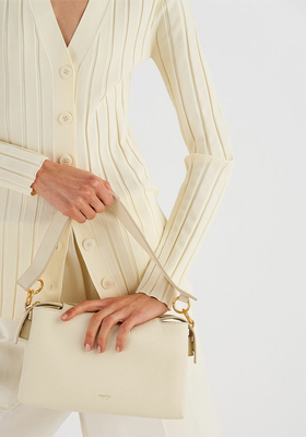 The Round Up: White Bags
