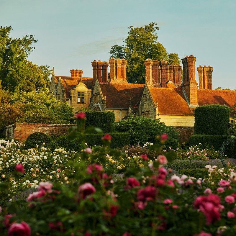 Beautiful Gardens To Visit This Spring