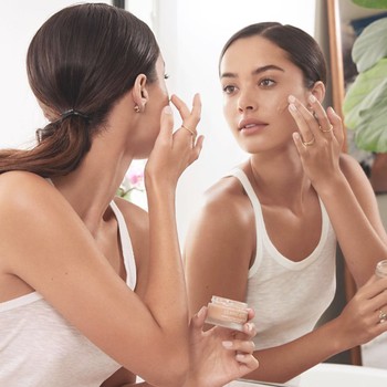 The Best Natural & Non-Toxic Make-Up Brands