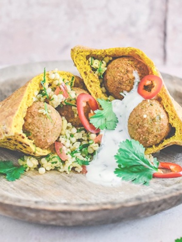 Turmeric Pitta with Falafel & Tabbouleh Salad