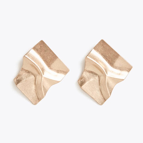 Metal Paper Earrings from Uterqüe