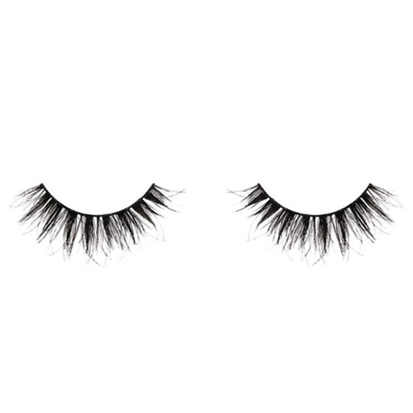 Samantha Lashes from Huda Beauty
