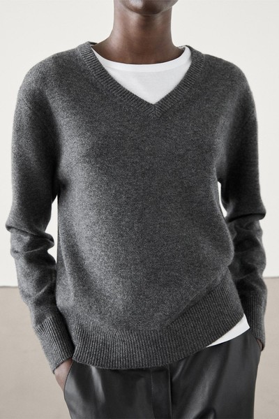 Wool Blend Knit V-Neck Sweater from Massimo Dutti