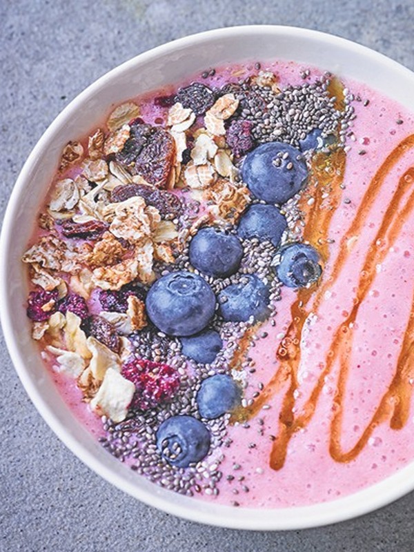 Berry, Coconut & Chia Smoothie Bowl