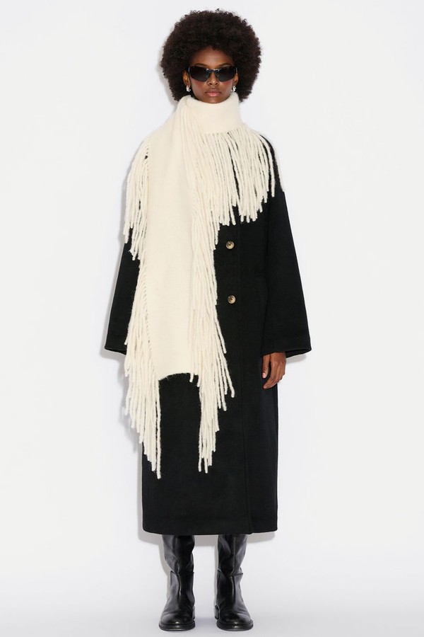 Tassel Scarf from Holzweiler