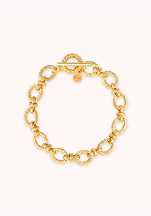 Textured Oval Link T-Bar Bracelet In Gold