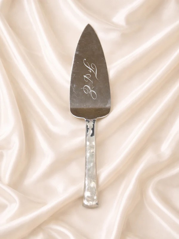 Vintage Pearlised Handle Cake Slice