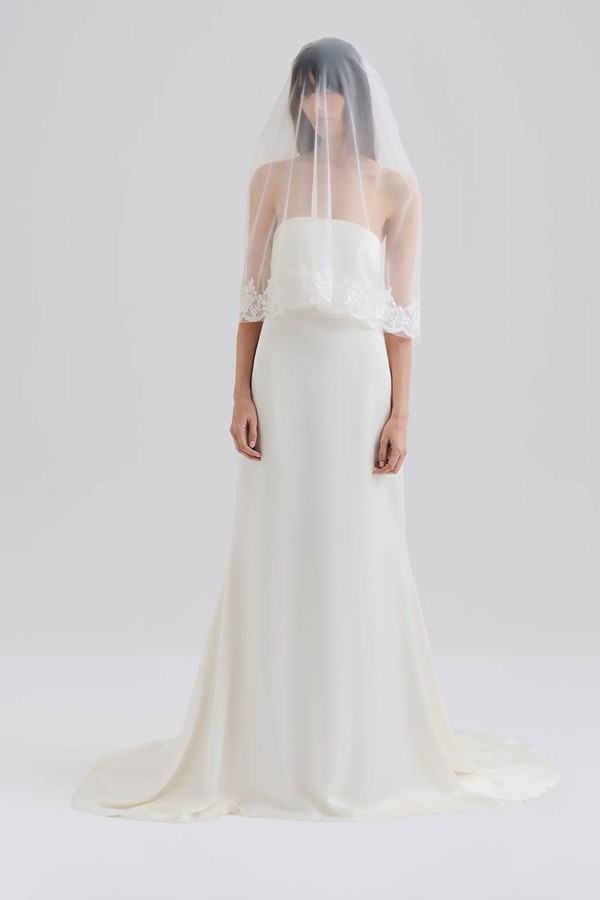 Lace Blusher Veil from Malina