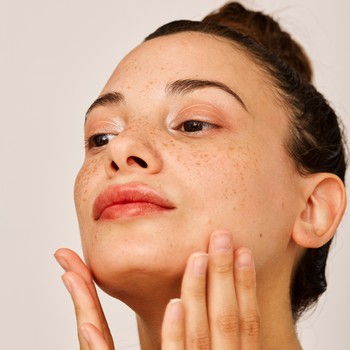 Enzyme Exfoliants: Their Key Benefits & The Best Ones To Try 