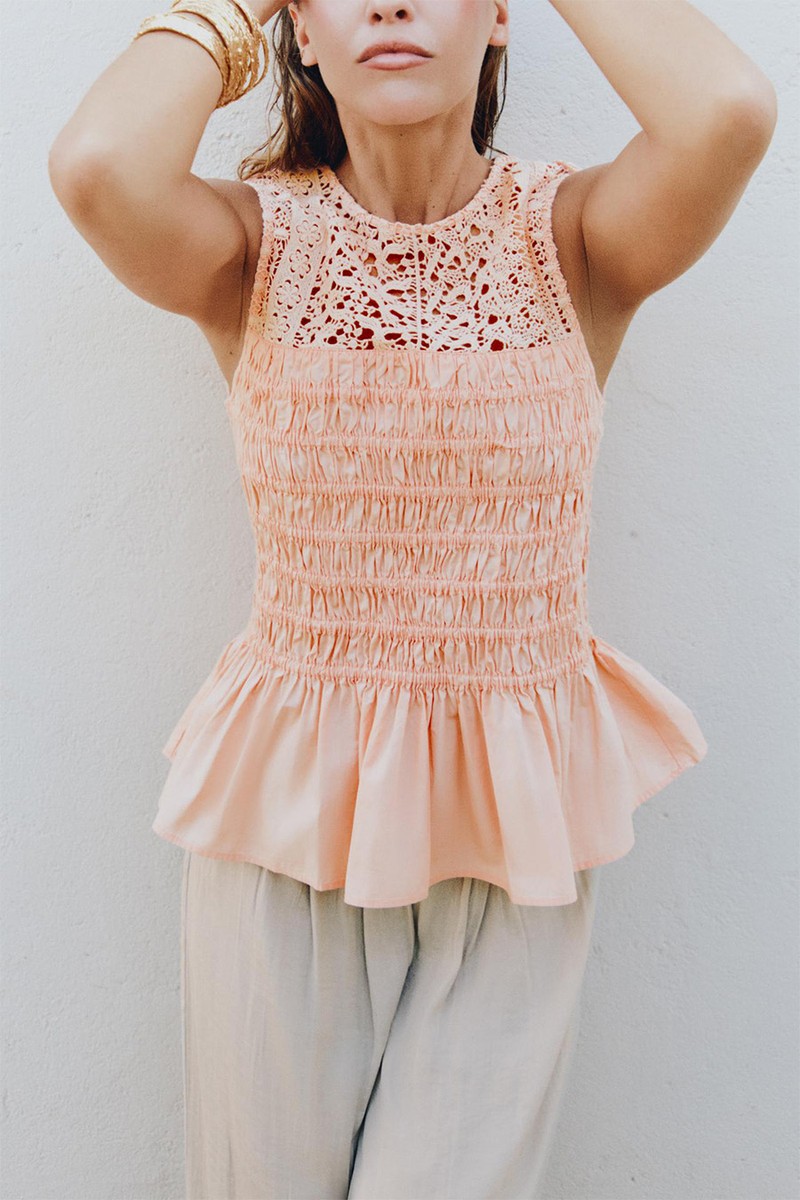 Ruffled Elastic Top