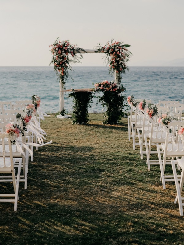 How a South of France Wedding Planner Creates Dream Celebrations?