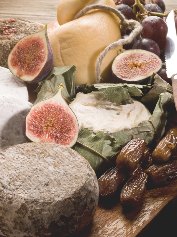 How To Create The Perfect Cheeseboard