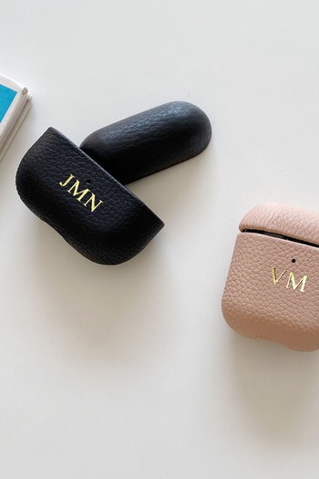 Monogrammed Airpod Case from JoylleDesign 