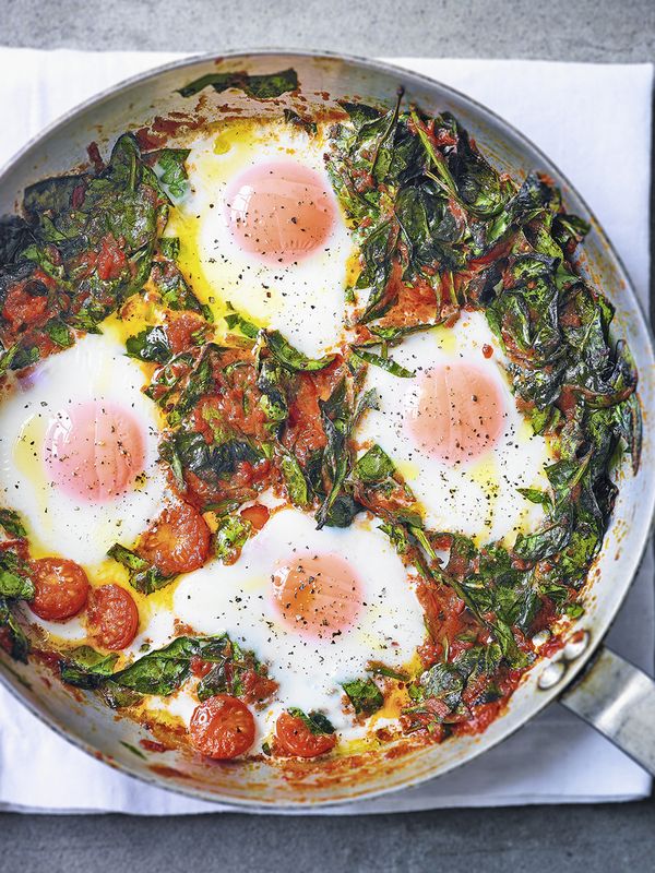 Baked Eggs With Spinach, Tomato, Red Pepper & Chorizo Sauce