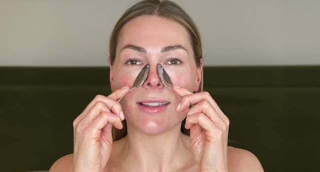 Depuffing Tutorial For Tired Eyes