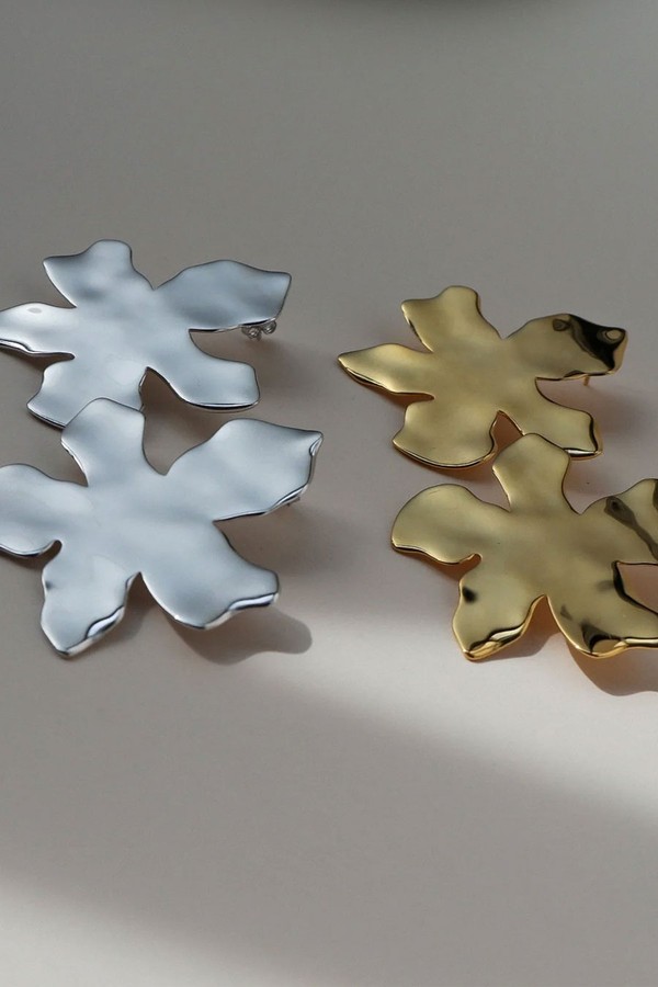 'Fleur' Form Earrings