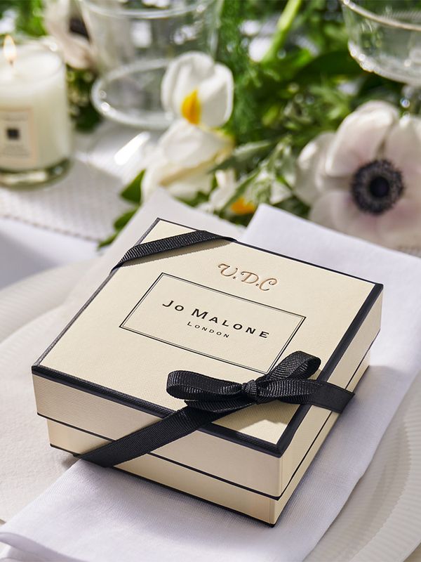 Where To Find Elegant Wedding Favours 