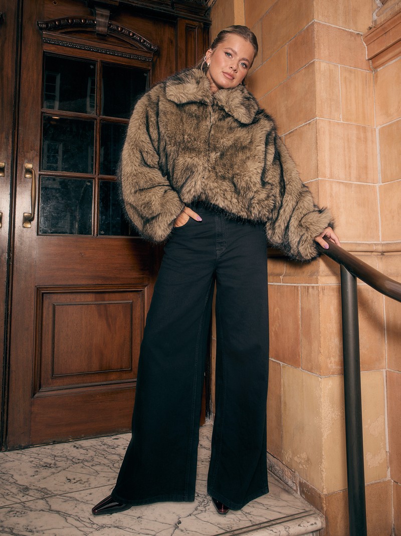 The Cool-Girl Party Edit To Know